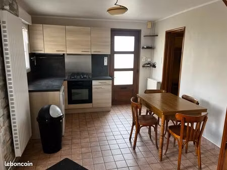 maison à louer carly