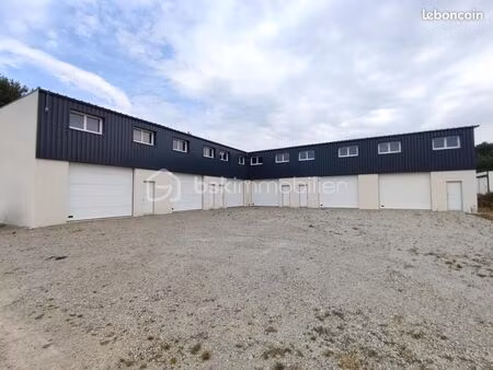 immeuble 1 pièce 153 m²