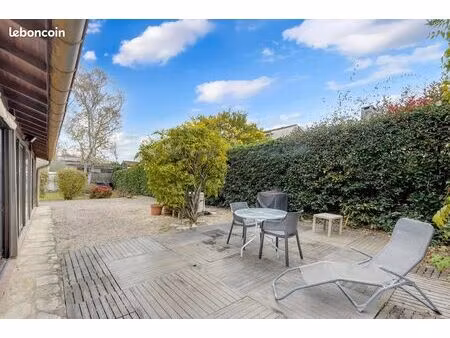 maison 7 pièces 199 m²