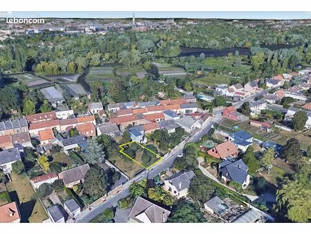 rare terrain constructible de 365m² au cœur de camon