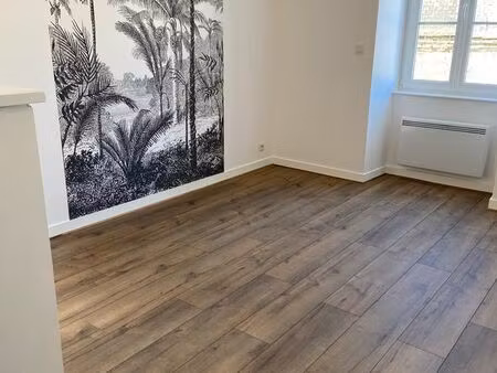 appartement t2 refait à neuf