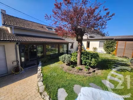maison de village 5 pièces 158 m²