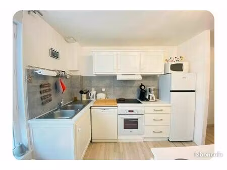 appartement 3 pièces à 100 m de la mer