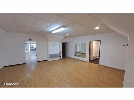 bureau - cabinet - 110 m² environ plus cave - centre vieille ville