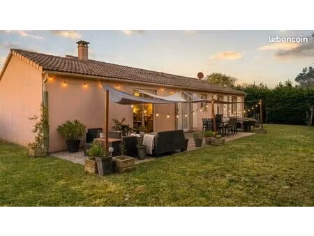 maison plain-pied 105m² • 4 ch • dpe b/a • 10 min castres & a69 • terrain 750m² clos pisci