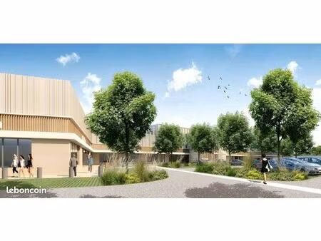 local commercial de 1 126 m2 à entraigues sur la sorgues (84320)