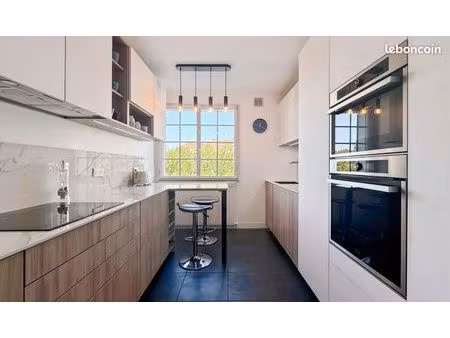 appartement .4 pièces. 100 m2