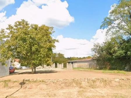 terrain constructible 325m2