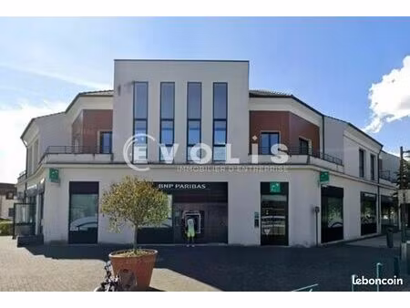 local commercial 477 m²