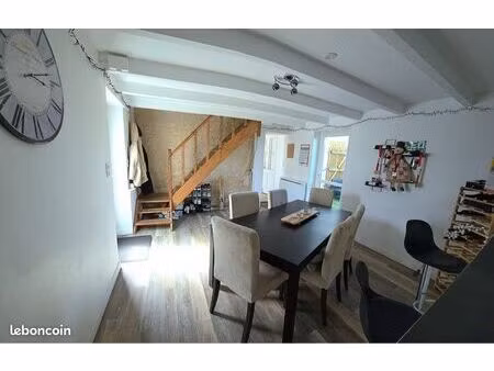 maison 3 ch idéalement située