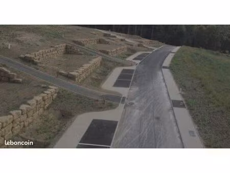 terrain 700 m² reims