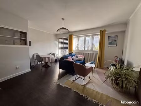 duplex 4 pièces 93 m²