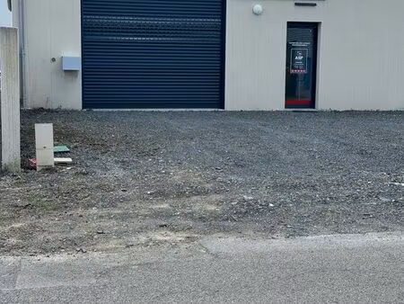 local d’activité 180 m2 à sable sur sarthe