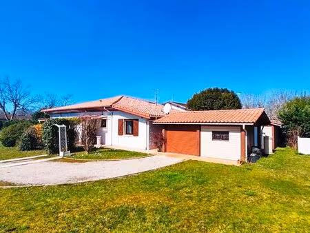 maison t6 de 169 m2 à fort potentiel