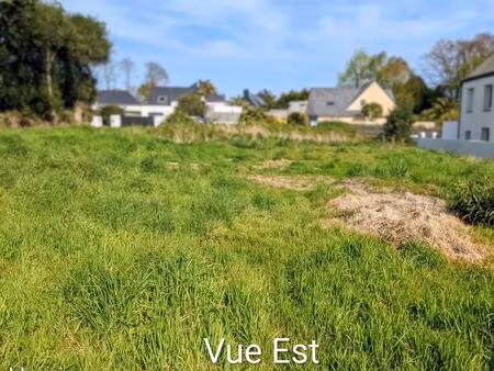 terrain constructible hennebont 653m2