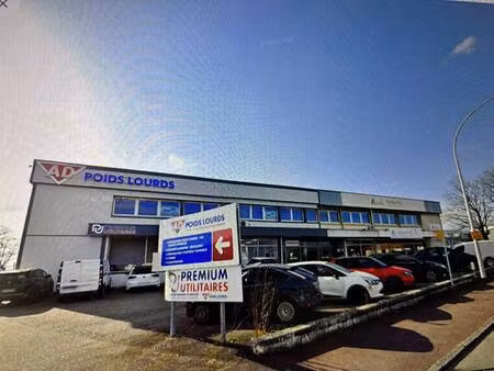 local commercial à louer