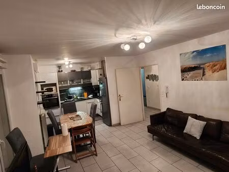 locatin bel appartement récent et meublé