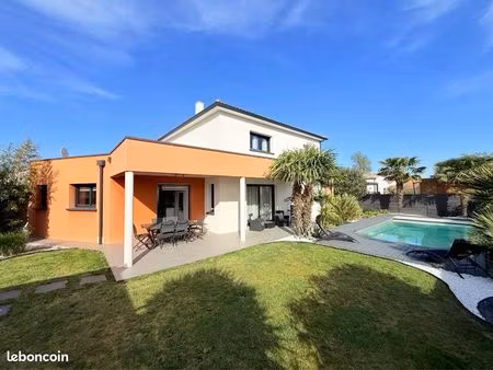 maison 5 chambres avec piscine – nantes 17 min ter – clisson 7 min – centre bourg