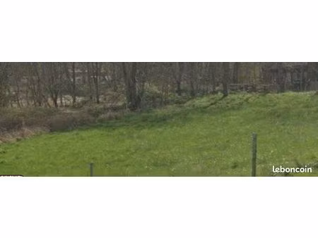 terrain 750 m² reims