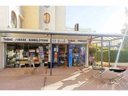 local commercial à vendre