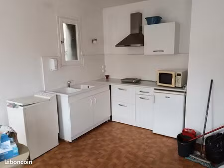 f2 meublé ceret centre