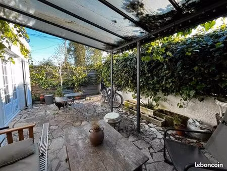 maison de ville 3 pièces 60 m²