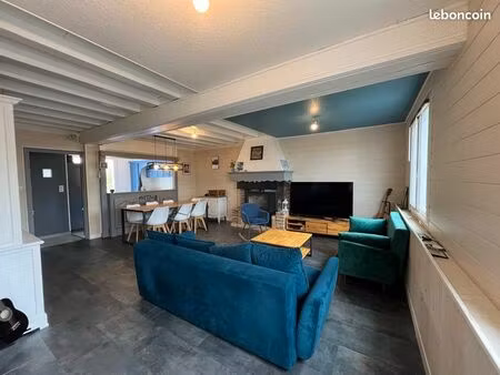 duplex lumineux en plein centre ville avec terrasses