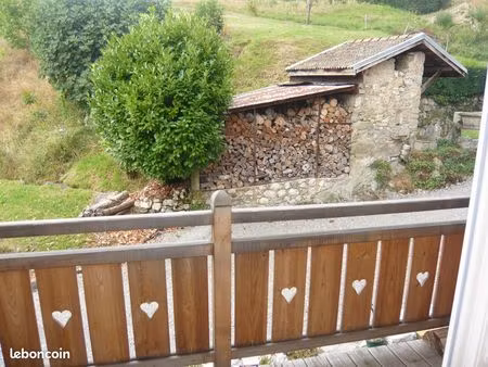 t2 à louer au bourget du lac