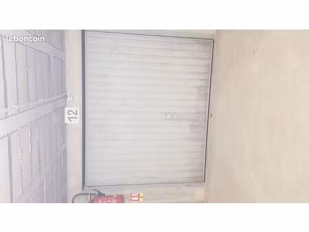 loue garage centre ville la roche sur yon