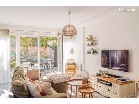 maison de ville 4 pièces 90 m²