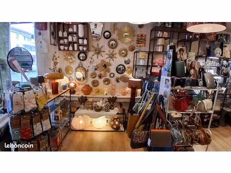 boutique 60m² décoration et cadeaux