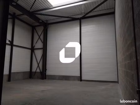 local bureaux 227 m²