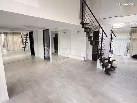 local commercial 52 m²