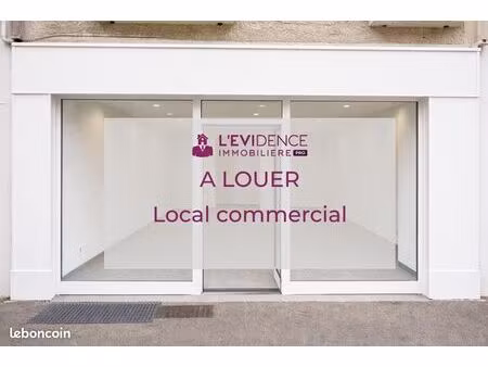 local commercial 90 m²