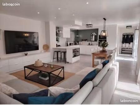 maison pierres apparentes