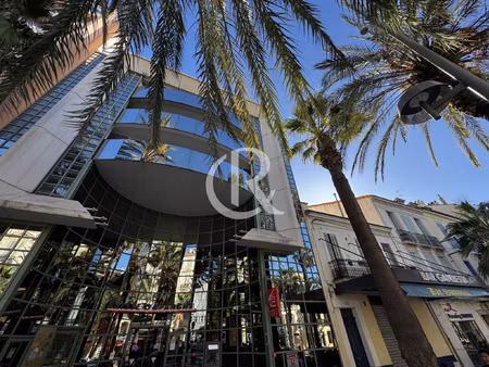 centre ville - local professionnel de 205 m2