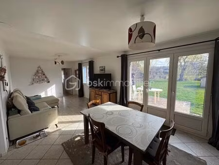 maison de 93 32 m² à gisors
