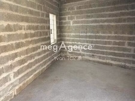 garage d'environ 18 m2 aux sables d'olonne