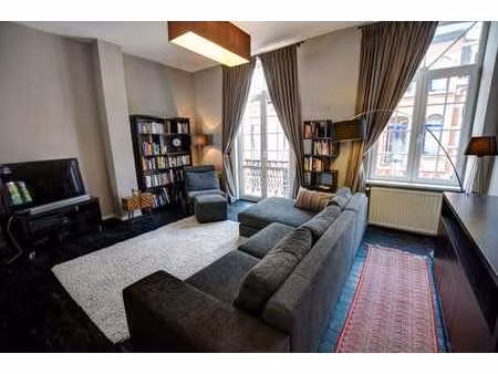 maison de maître rénovée – étangs d'ixelles – 4/5 ch.