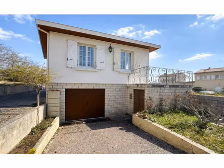 maison chaniers m² t-3 à vendre  159 750 €