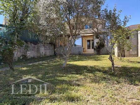 maison de ville avec grand jardin et garage