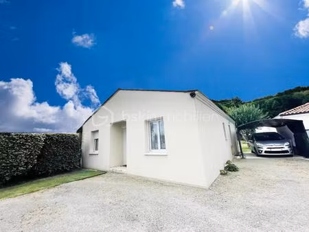 maison de 75 64 m² à retaud
