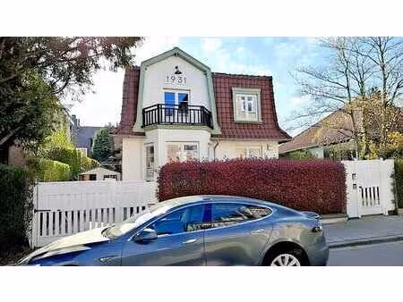 petit bijou au cœur du chant d'oiseau