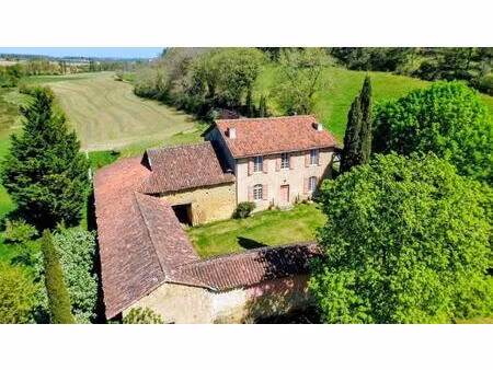 propriété d'exception dans un environnement paisible