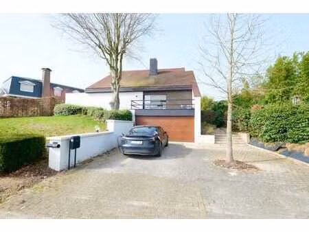 superbe villa 4 façades – 5 chambres – 280 m² habitables