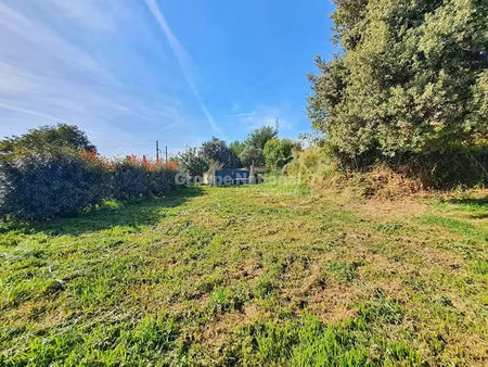 vente terrain 537 m² à miramas (13140)  140 000 €