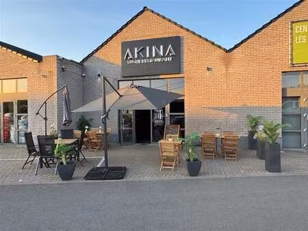 fond de commerce + duplex loyer 1630€ exceptionnel à montign