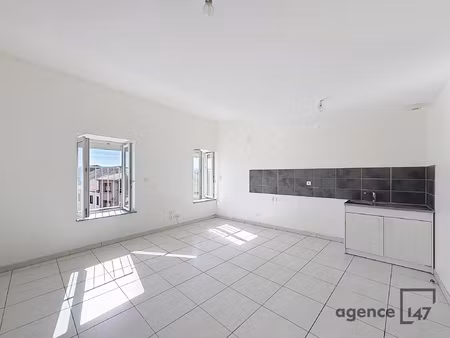 place de ferri de ludre - (disponibilite immediate)