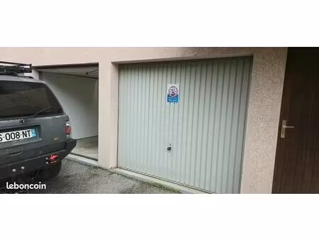 double box voiture avec cave