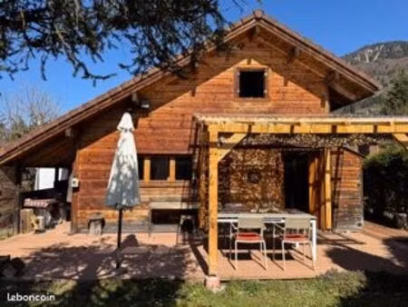 a vendre à verchaix (74440) chalet 3 pièces 6 à 8 couchages